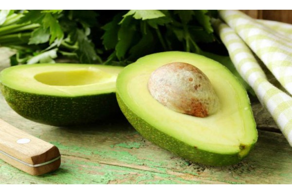 Abacate: benefícios para a saúde e como incluir na dieta